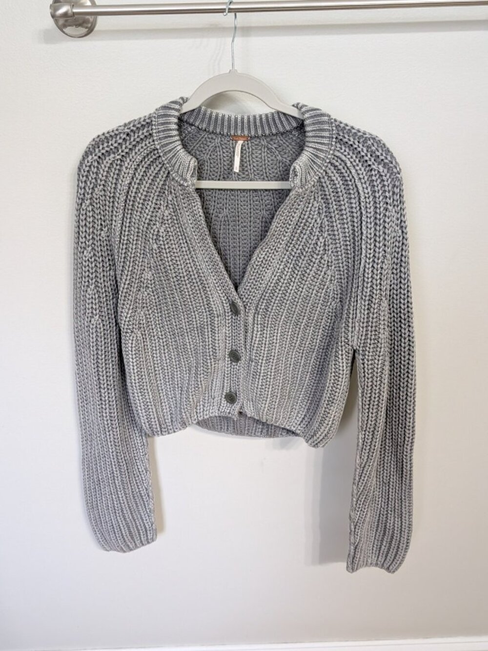 Free People Sweet Nothing Chunky Cropped Cable Chunky Knit Cardigan Sz S Grey